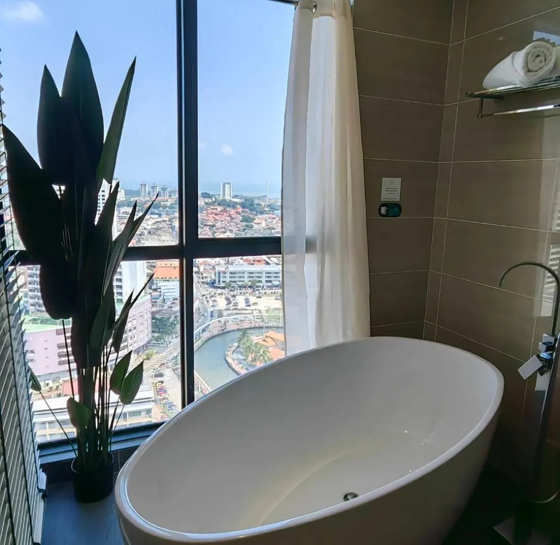 The Honeymoon Haven - 99 Residences Malacca Apartment